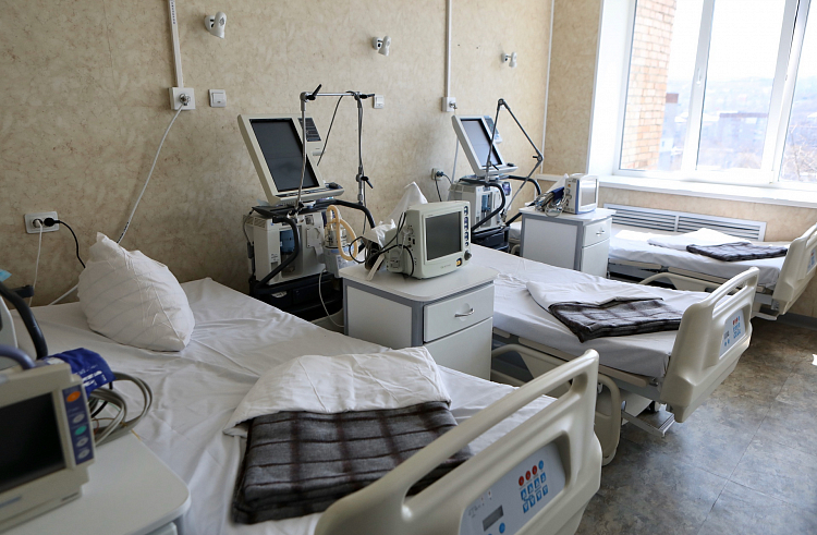 Коечный фонд для лечения пациентов с COVID-19 увеличивают в госпиталях Приморья