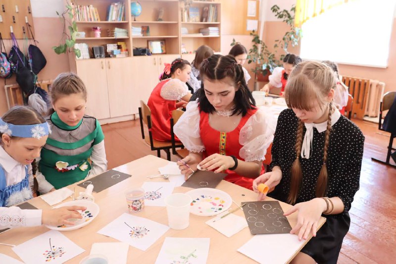 В Яковлевском районе прошел фестиваль детского творчества "Ярче"