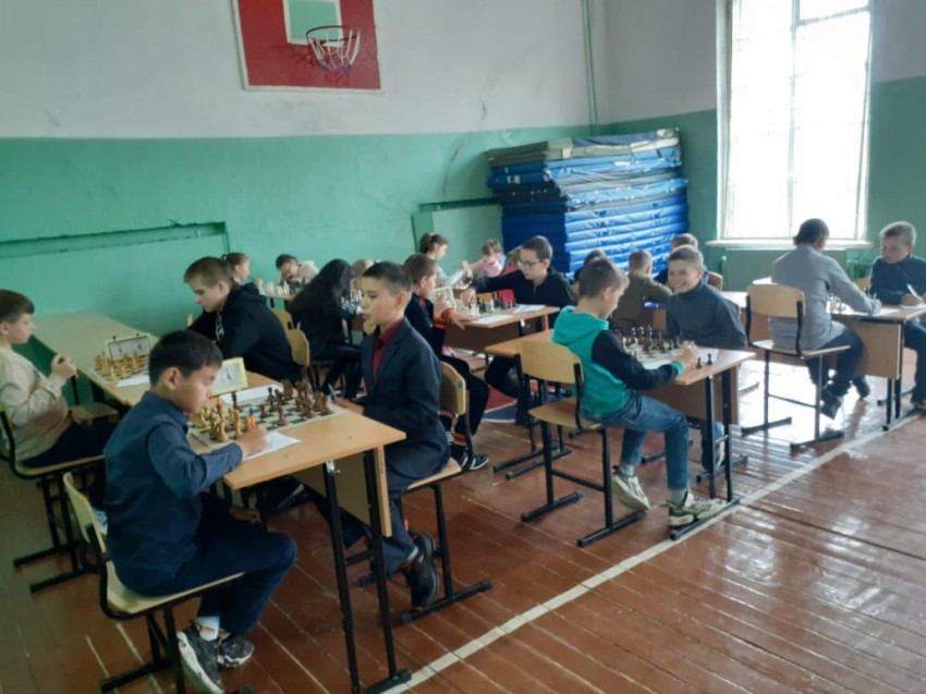 ​Отборочный турнир по классическим шахматам состоялся на базе Варфоломеевской школы № 2
