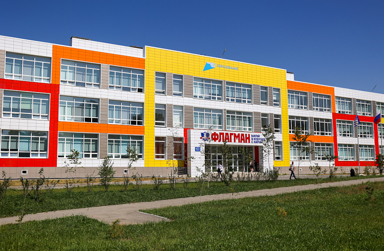 Почти 16 млрд рублей направили за 5 лет из федерального бюджета на развитие образования Приморья